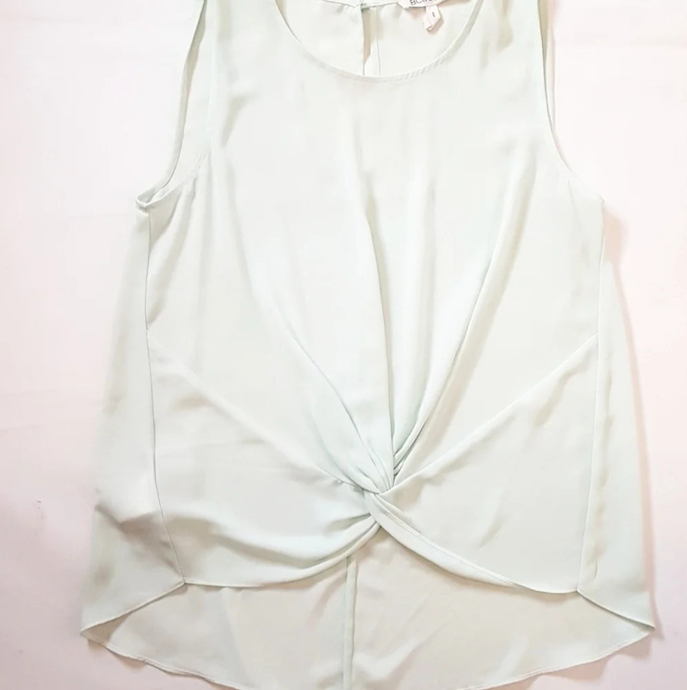BCBG Formal Front Twist sleeveless  top Sz S Crepe fabric Pastel Coastal